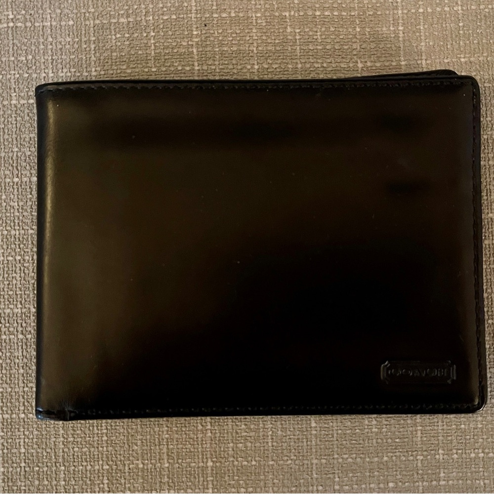 Coach Men’s Black Bifold Wallet NWOT
